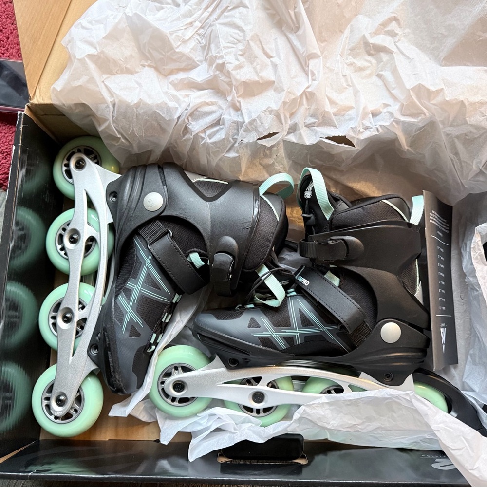 K2 Alexis 84 Pro Women's Inline Skates - Black and Mint - Picture 9 of 10